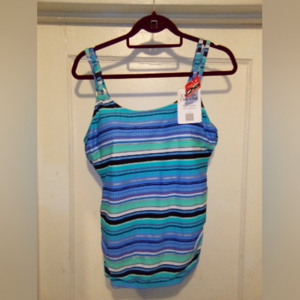 "CROFT & BARROW" SWIM/ BATHING SUIT